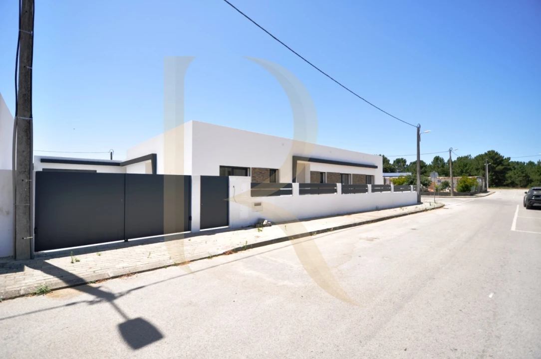 Moradia T3 para Venda em Quinta do Anjo Foto 7
