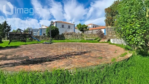 Quinta T5 para Venda em Igreja Nova e Cheleiros