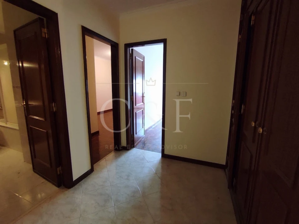 Apartamento T2 para Venda em Algueirão-Mem Martins Foto 18