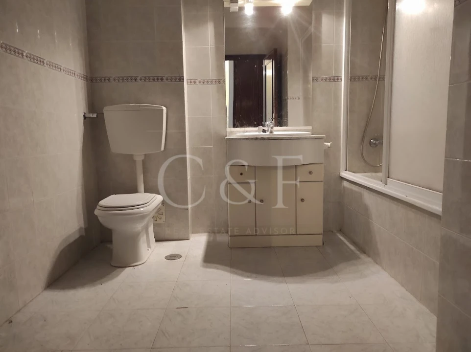 Apartamento T2 para Venda em Algueirão-Mem Martins Foto 28
