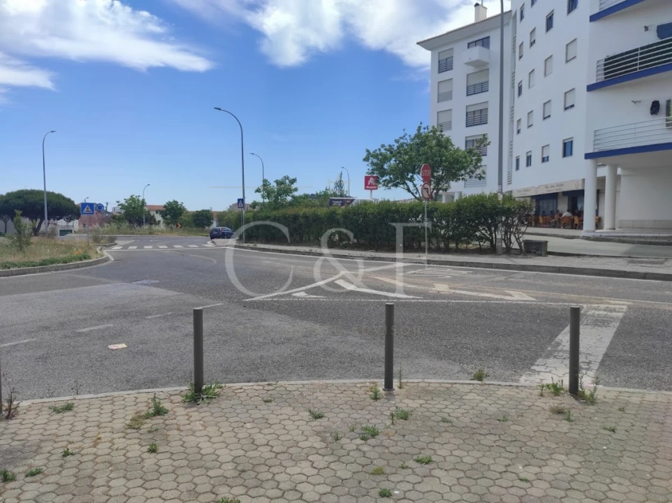 Apartamento T2 para Venda em Algueirão-Mem Martins Foto 42