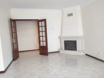 Apartamento T2 para Venda em Algueirão-Mem Martins