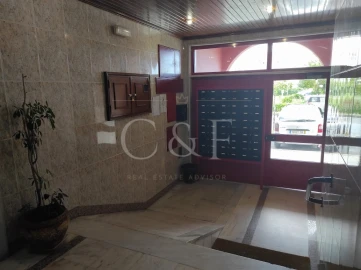 Apartamento T2 para Venda em Algueirão-Mem Martins