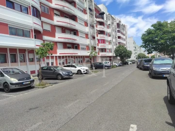 Apartamento T2 para Venda em Algueirão-Mem Martins