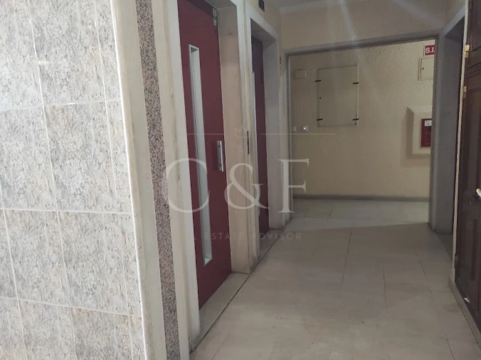 Apartamento T2 para Venda em Algueirão-Mem Martins Foto 39