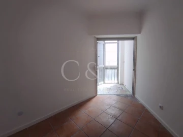 Apartamento T3 para Venda em Algueirão-Mem Martins