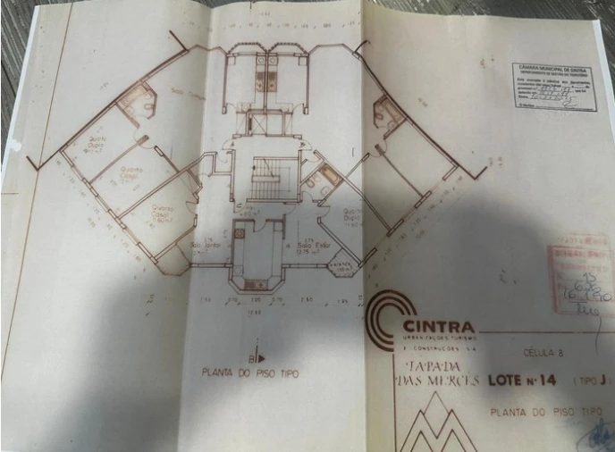 Apartamento T3 para Venda em Algueirão-Mem Martins Planta 1
