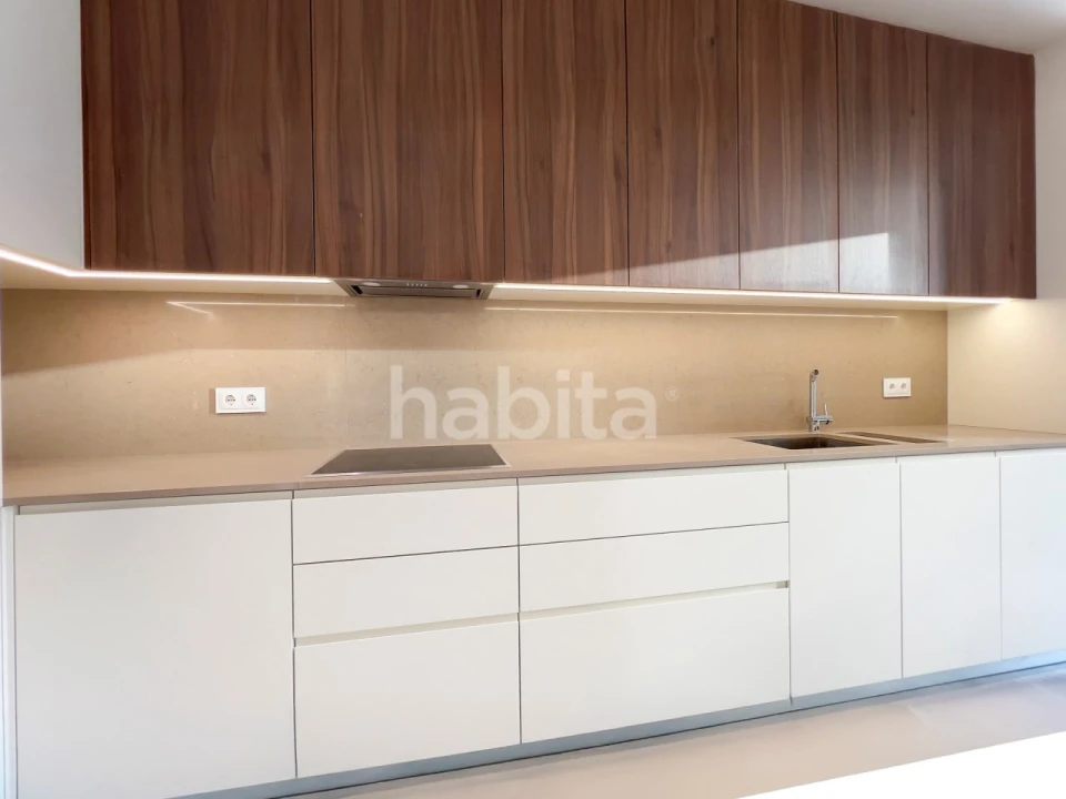 Apartamento T3 para Venda em Mafamude e Vilar do Paraíso Foto 12