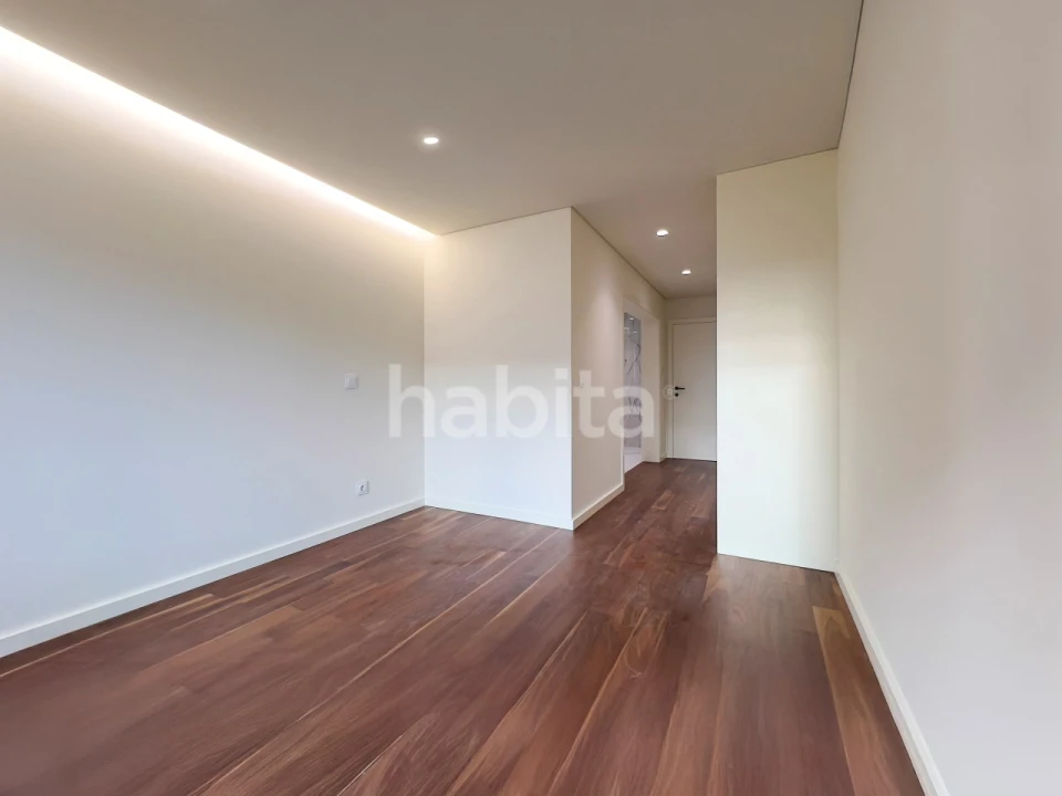 Apartamento T3 para Venda em Mafamude e Vilar do Paraíso Foto 20