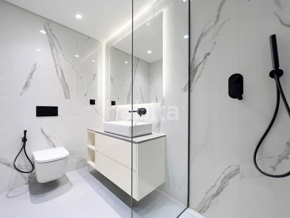 Apartamento T3 para Venda em Mafamude e Vilar do Paraíso Foto 24