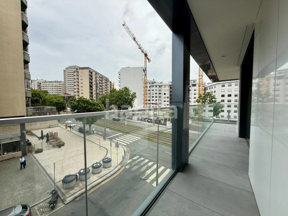 Apartamento T3 para Venda em Mafamude e Vilar do Paraíso Foto 9