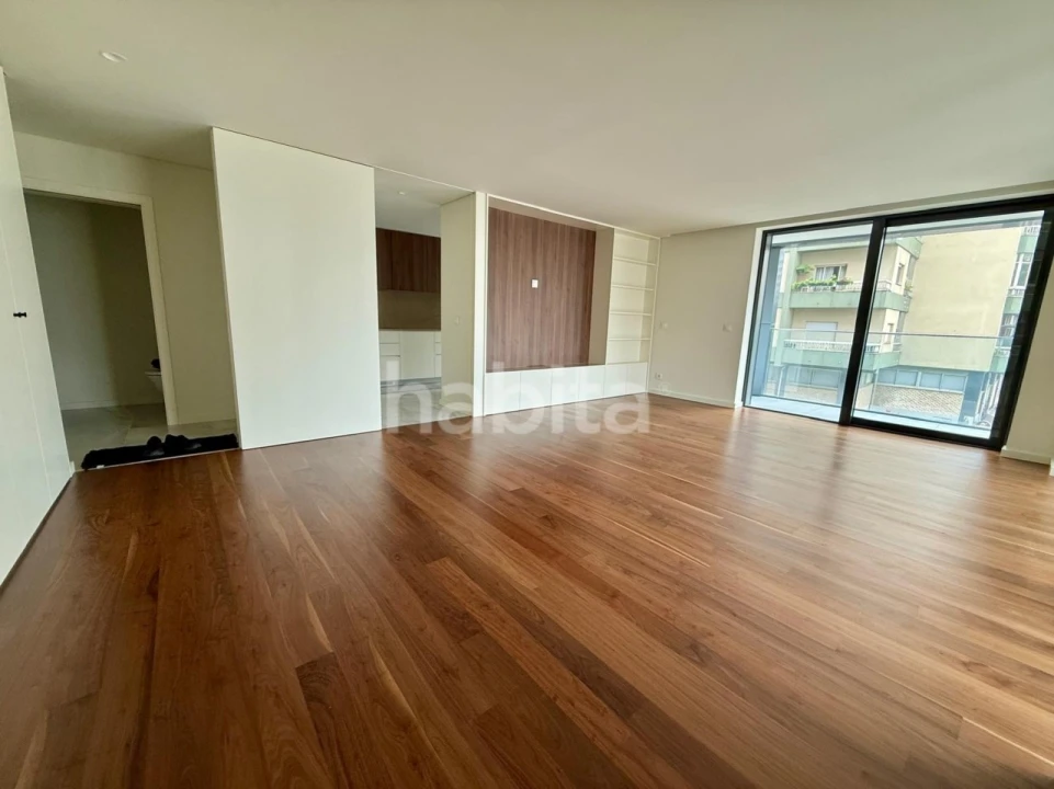 Apartamento T3 para Venda em Mafamude e Vilar do Paraíso Foto 29