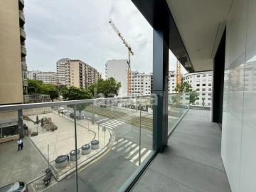 Apartamento T3 para Venda em Mafamude e Vilar do Paraíso