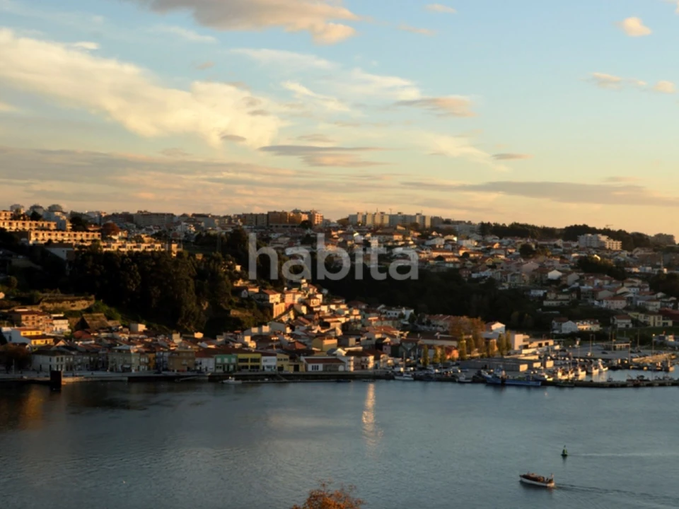 Apartamento T2 para Venda em Oliveira do Douro Foto 14