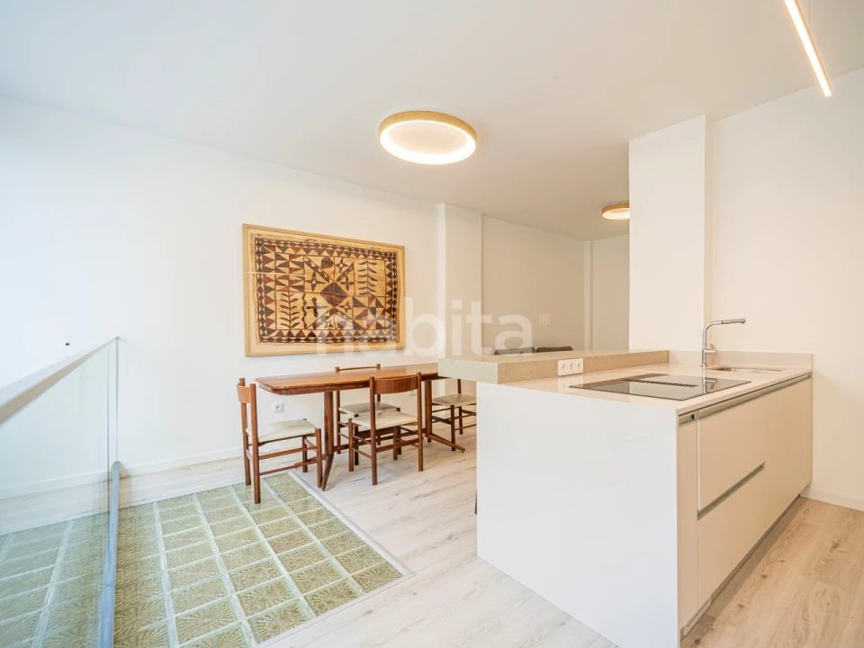 Apartamento T1 para Arrendamento em Arroios Foto 1