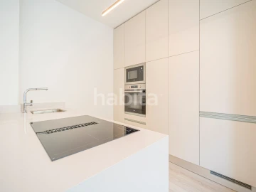 Apartamento T1 para Arrendamento em Arroios