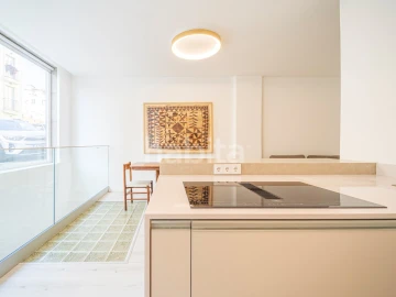 Apartamento T1 para Arrendamento em Arroios