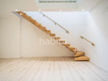 Apartamento T1 para Arrendamento em Arroios