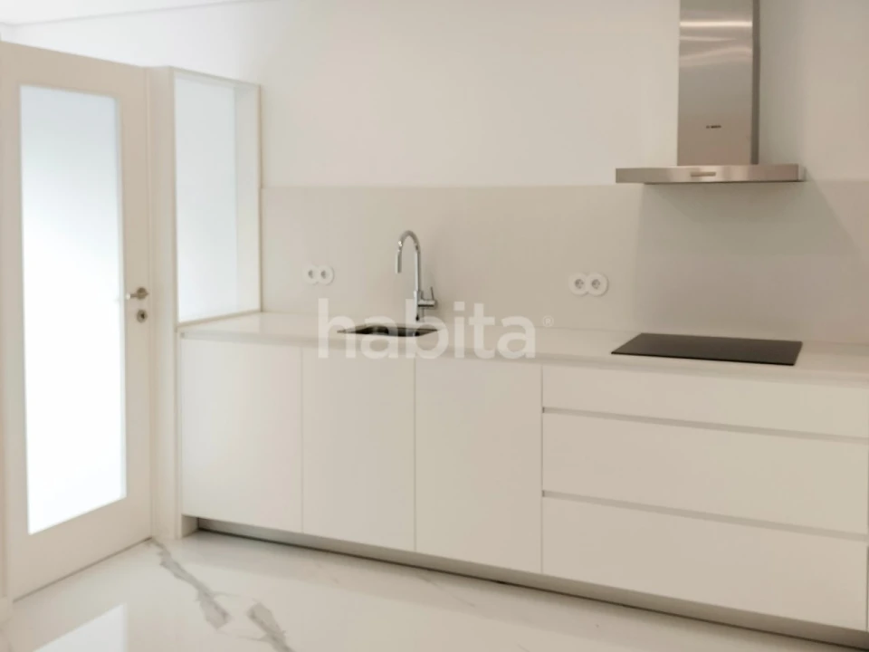 Apartamento T3 para Venda em Lordelo do Ouro e Massarelos Foto 6