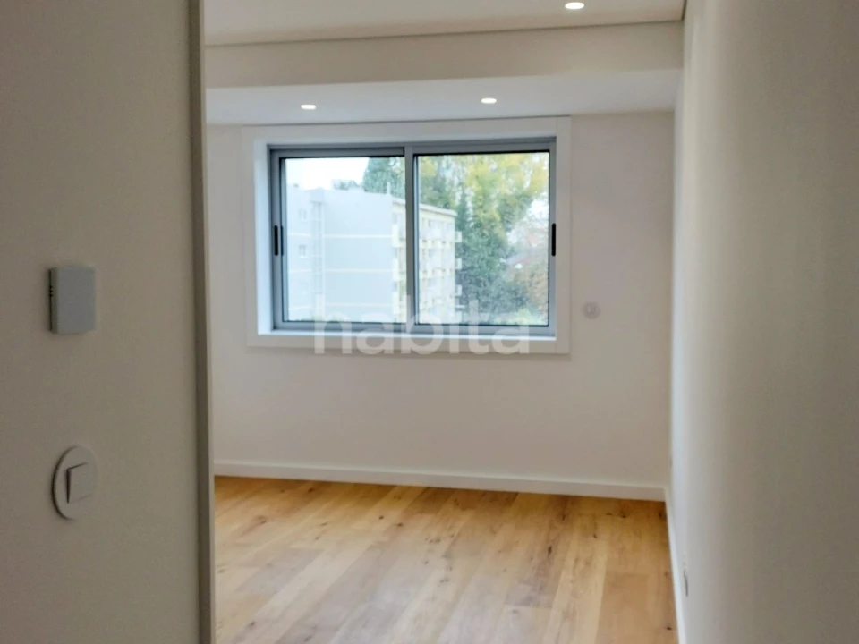 Apartamento T3 para Venda em Lordelo do Ouro e Massarelos Foto 21