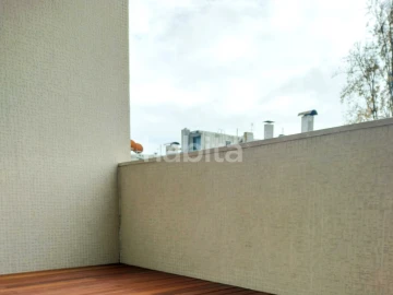 Apartamento T3 para Venda em Lordelo do Ouro e Massarelos