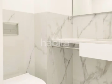 Apartamento T3 para Venda em Lordelo do Ouro e Massarelos