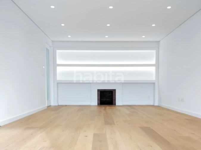 Apartamento T3 para Venda em Lordelo do Ouro e Massarelos Foto 3