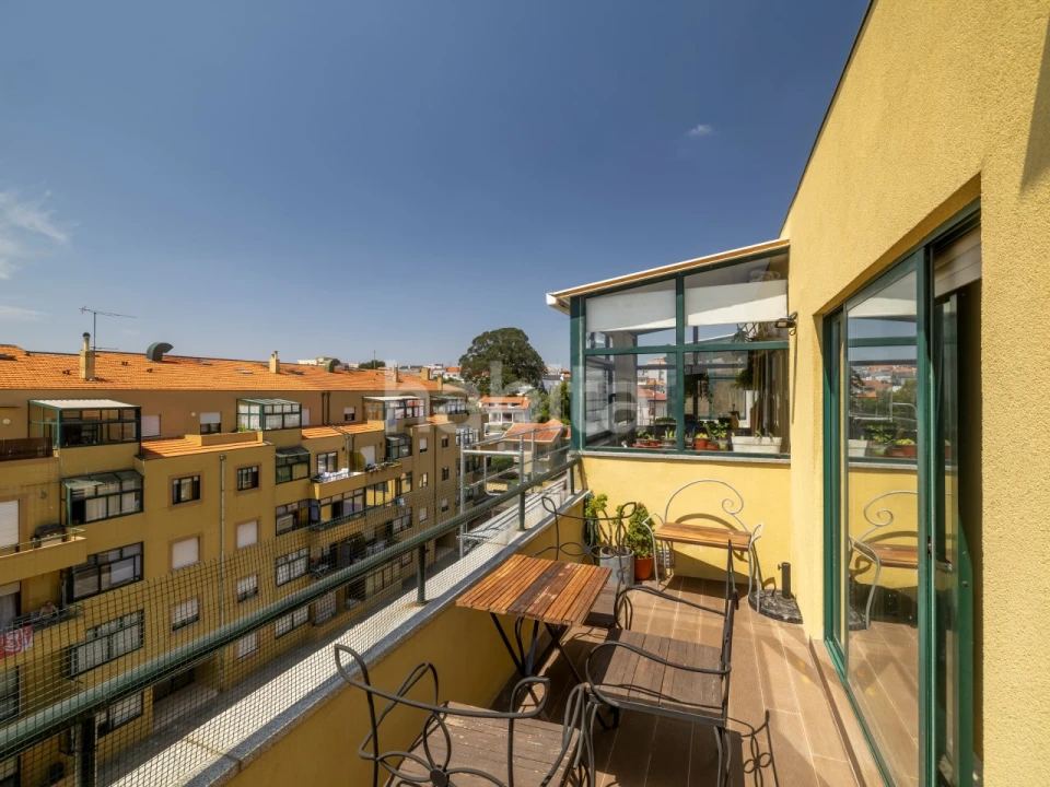 Apartamento T1 para Venda em Canelas Foto 11