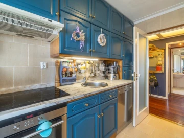 Apartamento T1 para Venda em Canelas