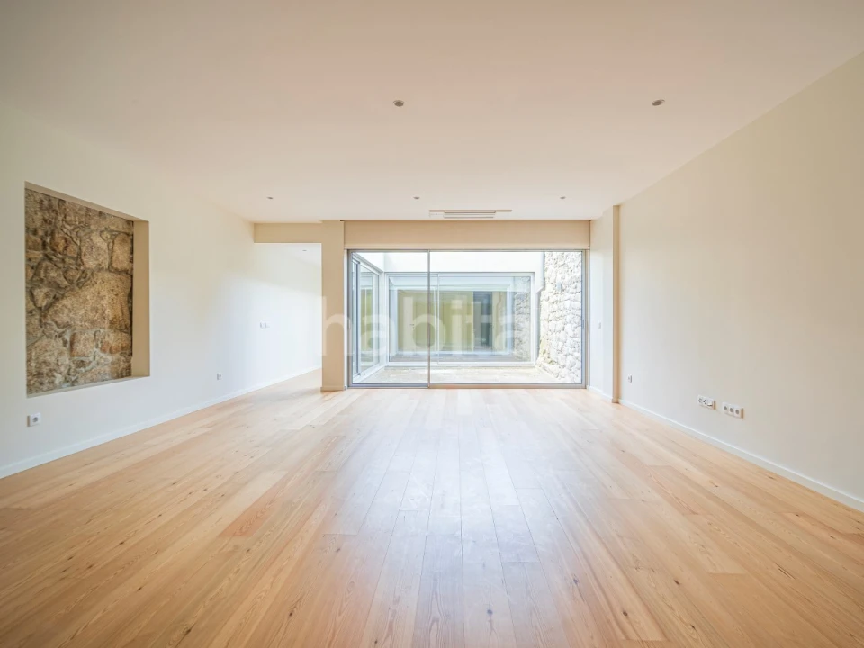Apartamento T2 para Venda em Cedofeita, Santo Ildefonso, Sé, Miragaia, São Nicolau e Vitória Foto 12