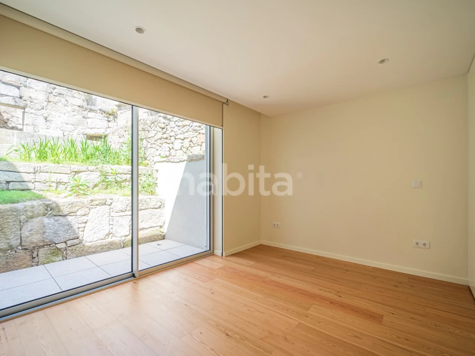 Apartamento T2 para Venda em Cedofeita, Santo Ildefonso, Sé, Miragaia, São Nicolau e Vitória Foto 22