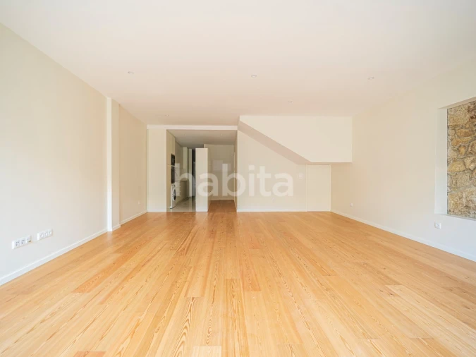 Apartamento T2 para Venda em Cedofeita, Santo Ildefonso, Sé, Miragaia, São Nicolau e Vitória Foto 11