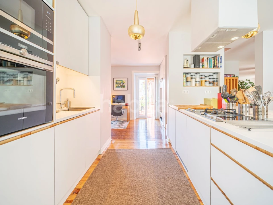 Apartamento T4 para Venda em Santo António Foto 6