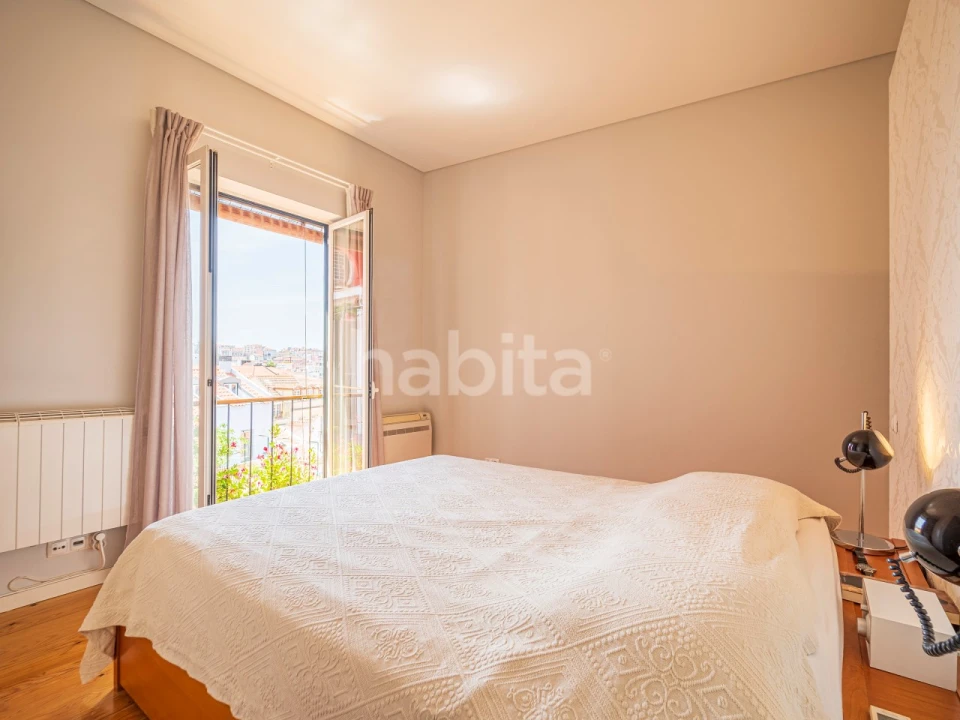 Apartamento T4 para Venda em Santo António Foto 21