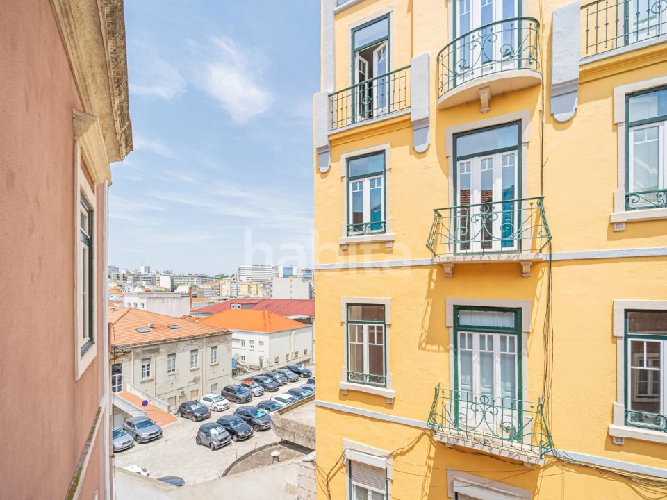Apartamento T4 para Venda em Santo António Foto 30
