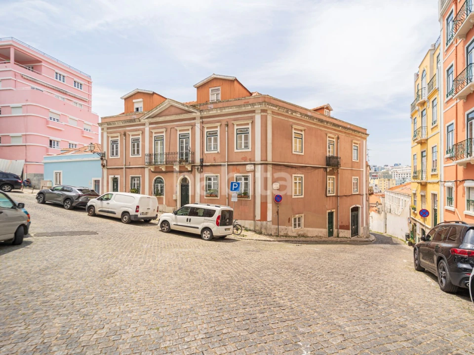 Apartamento T4 para Venda em Santo António Foto 47