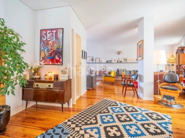 Apartamento T4 para Venda em Santo António