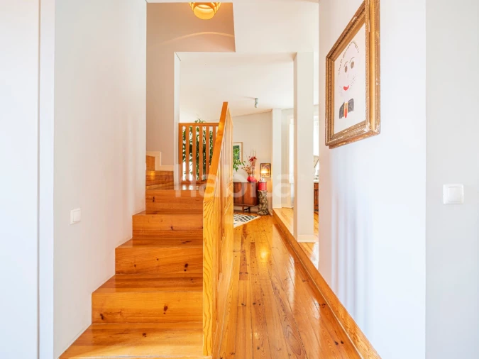 Apartamento T4 para Venda em Santo António Foto 18