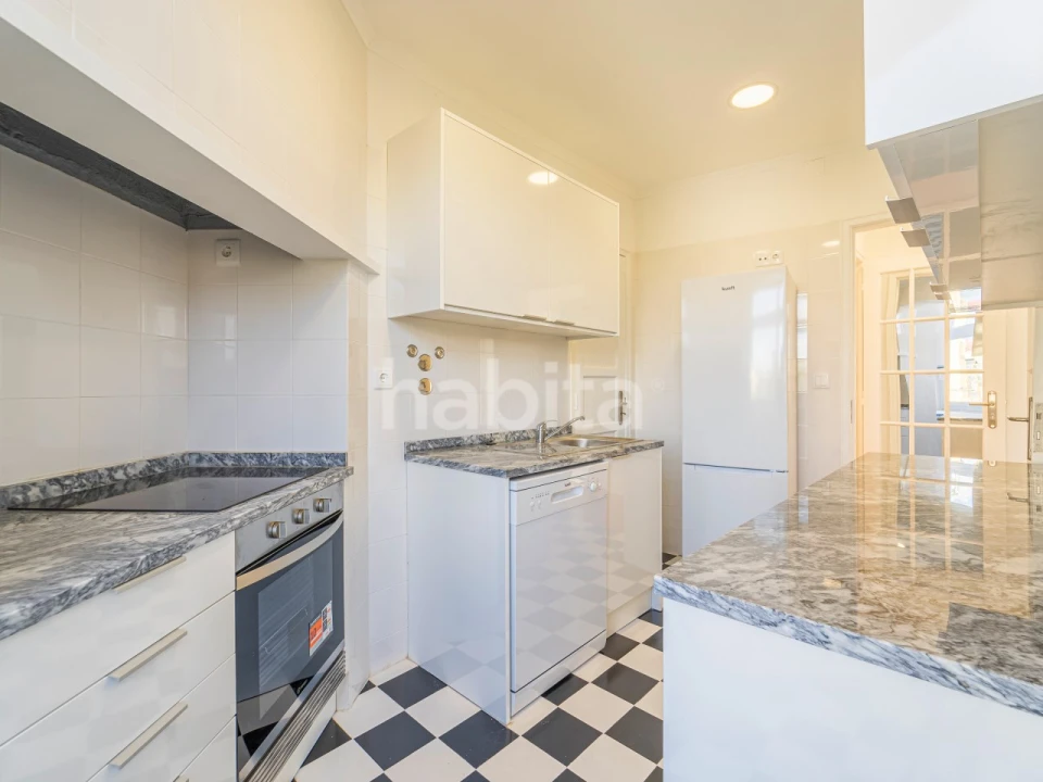 Apartamento T2 para Arrendamento em Estrela Foto 6