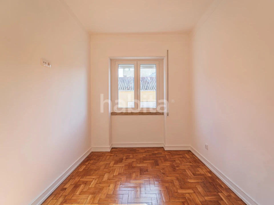 Apartamento T2 para Arrendamento em Estrela Foto 12