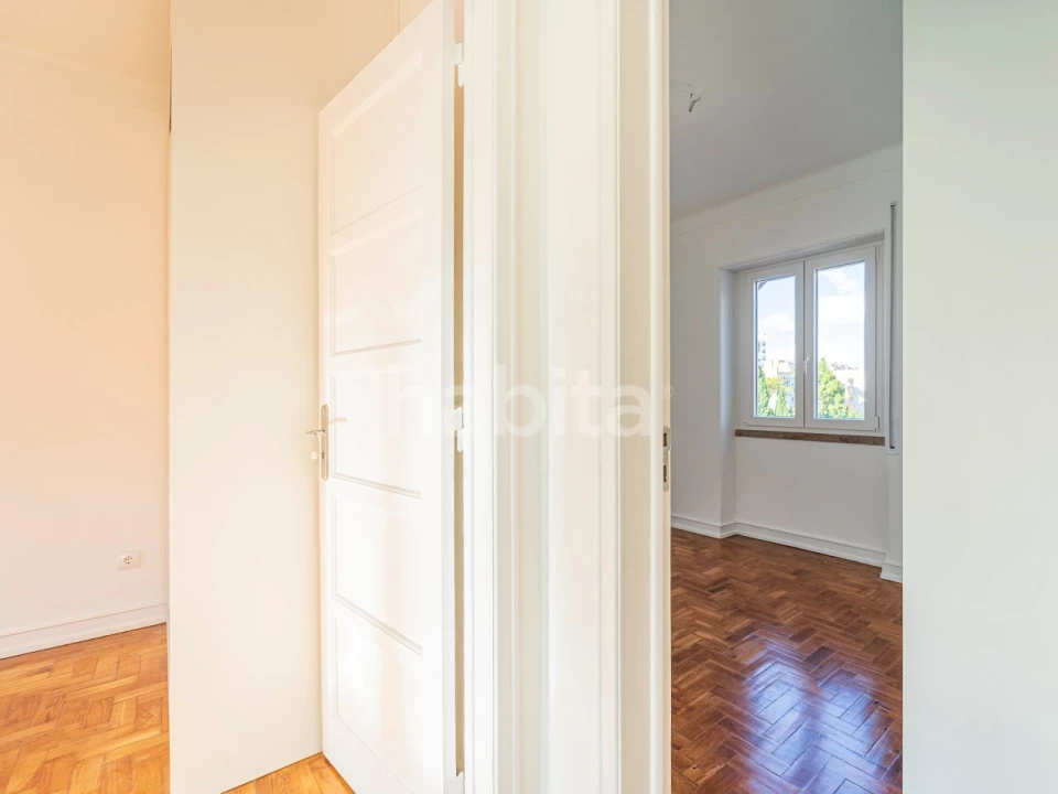 Apartamento T2 para Arrendamento em Estrela Foto 14