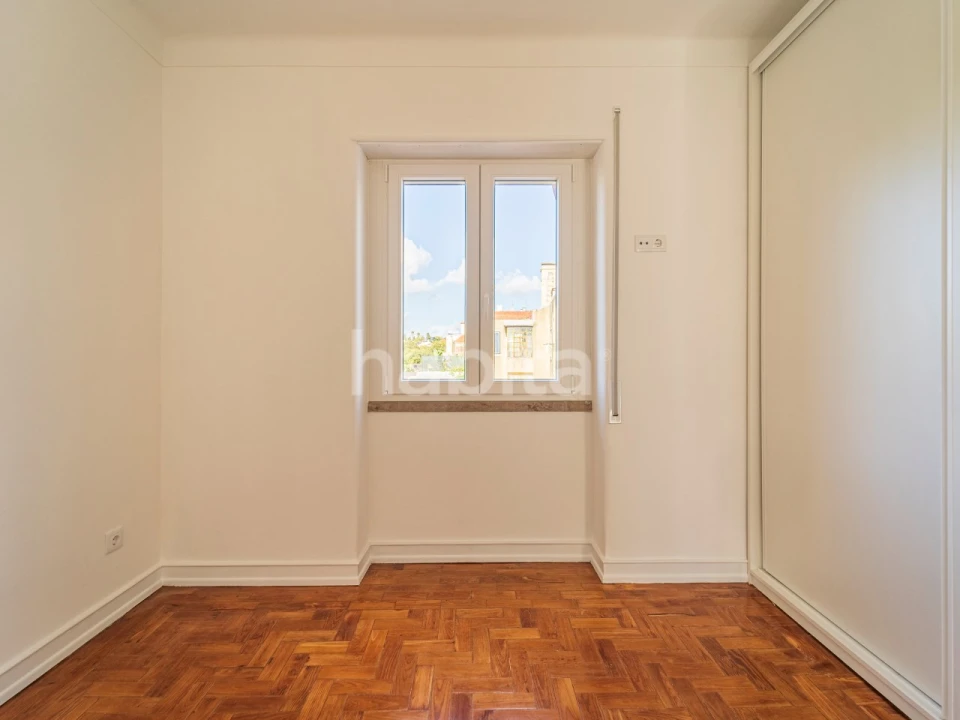 Apartamento T2 para Arrendamento em Estrela Foto 16
