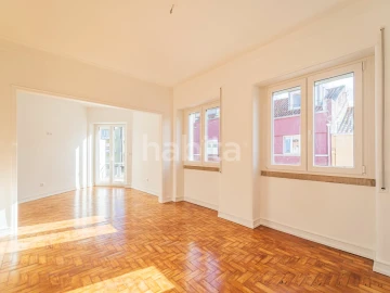 Apartamento T2 para Arrendamento em Estrela