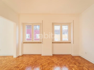 Apartamento T2 para Arrendamento em Estrela