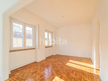 Apartamento T2 para Arrendamento em Estrela
