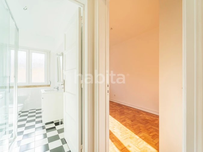 Apartamento T2 para Arrendamento em Estrela Foto 8