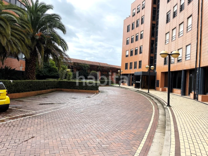 Escritório para Arrendamento em Lordelo do Ouro e Massarelos Foto 16
