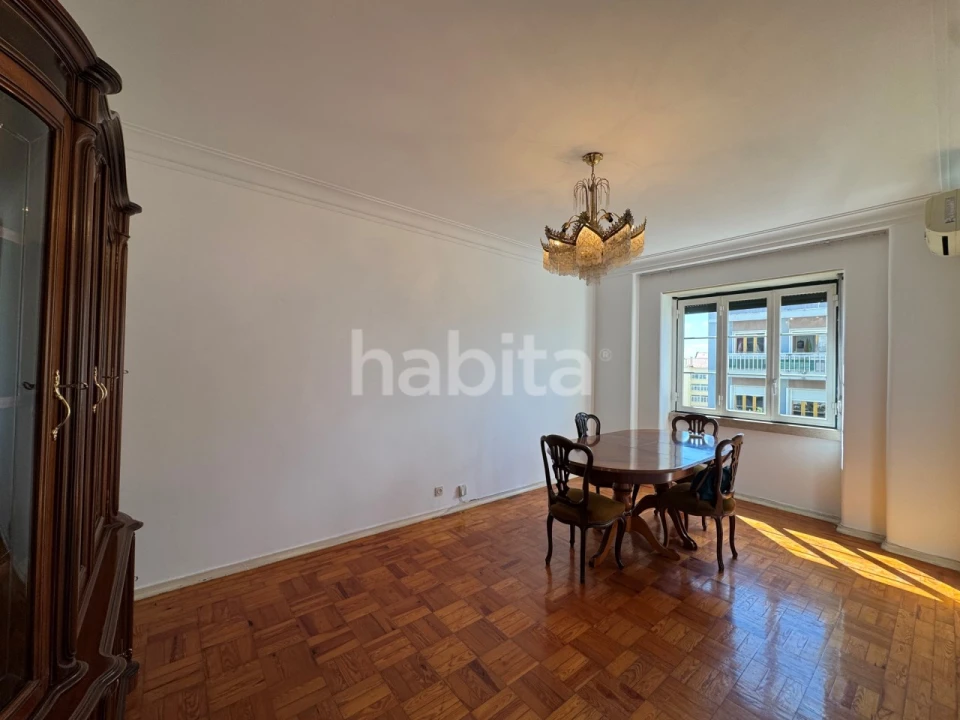 Apartamento T3 para Arrendamento em Arroios Foto 32