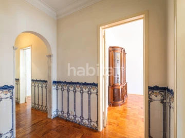 Apartamento T3 para Arrendamento em Arroios