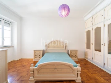 Apartamento T3 para Arrendamento em Arroios